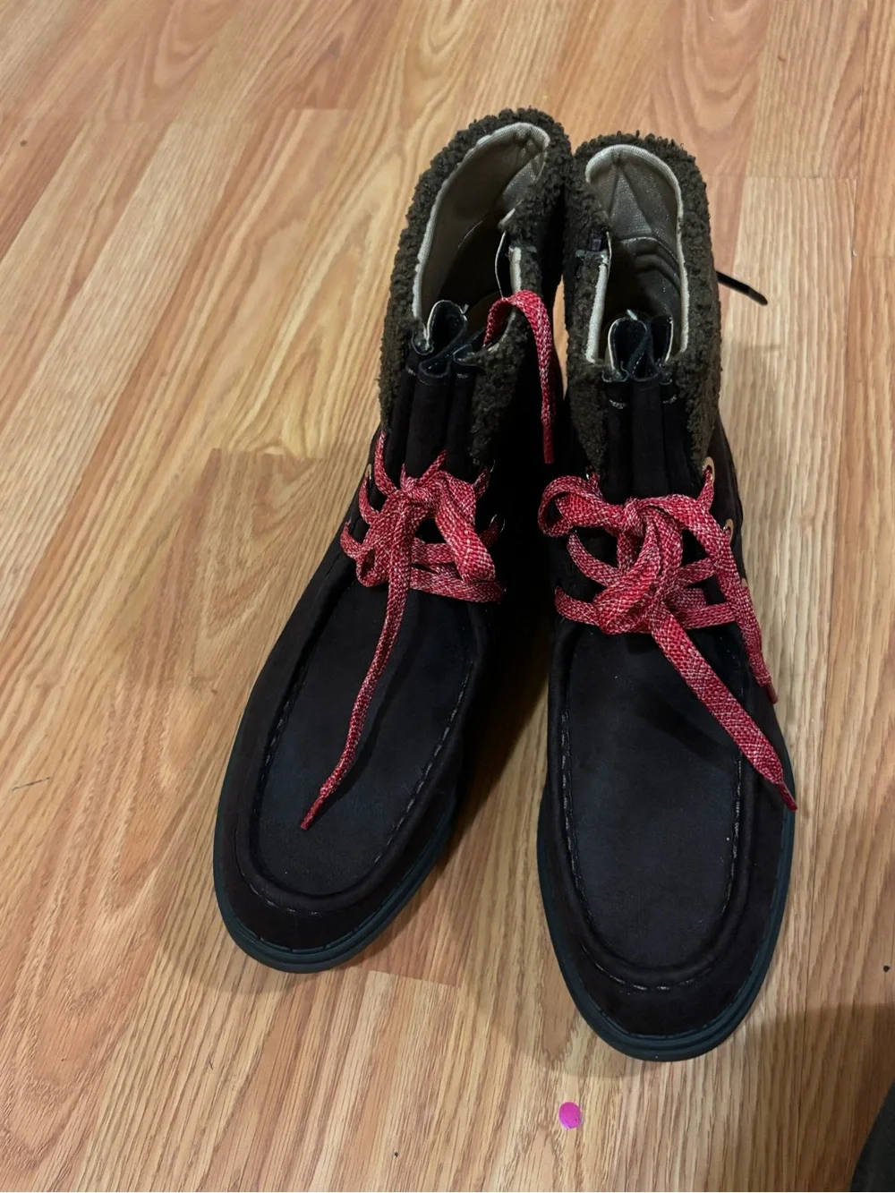 Life Stride Men's Dark Brown Ankle Boots with Red Laces
